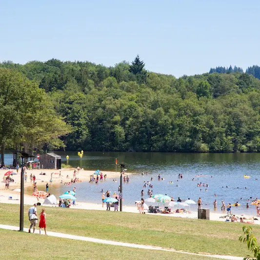 Plage Lac de Saint-Pardoux - Santrop