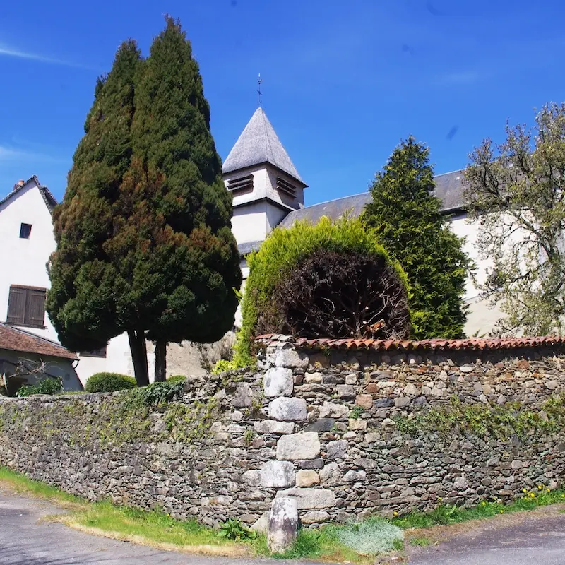 Presbytère, église, muret rue du Tabellion - Saint-Paul (c)Pays Monts et Barrages