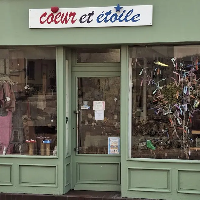 Shop front 2025 - Coeur et étoile