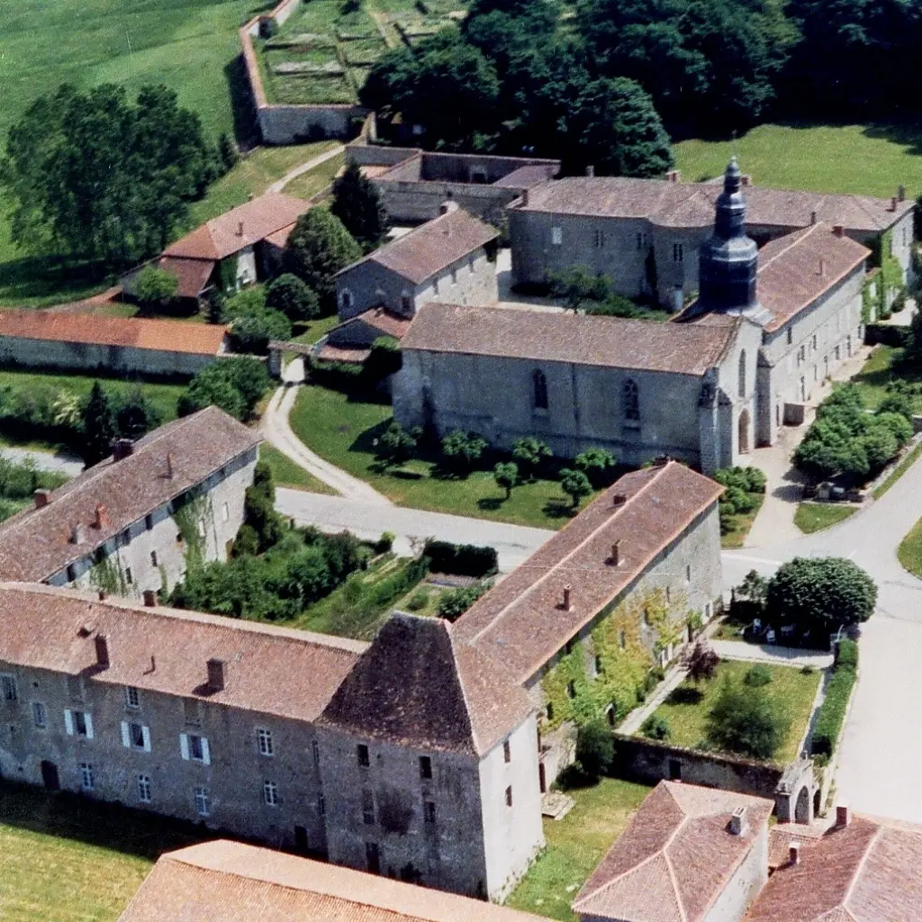 Vue aérienne couvents église