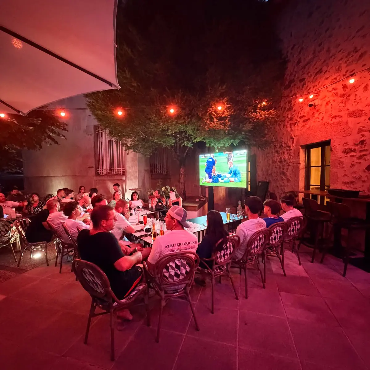 Bar-restaurant la Météorite à Rochechouart