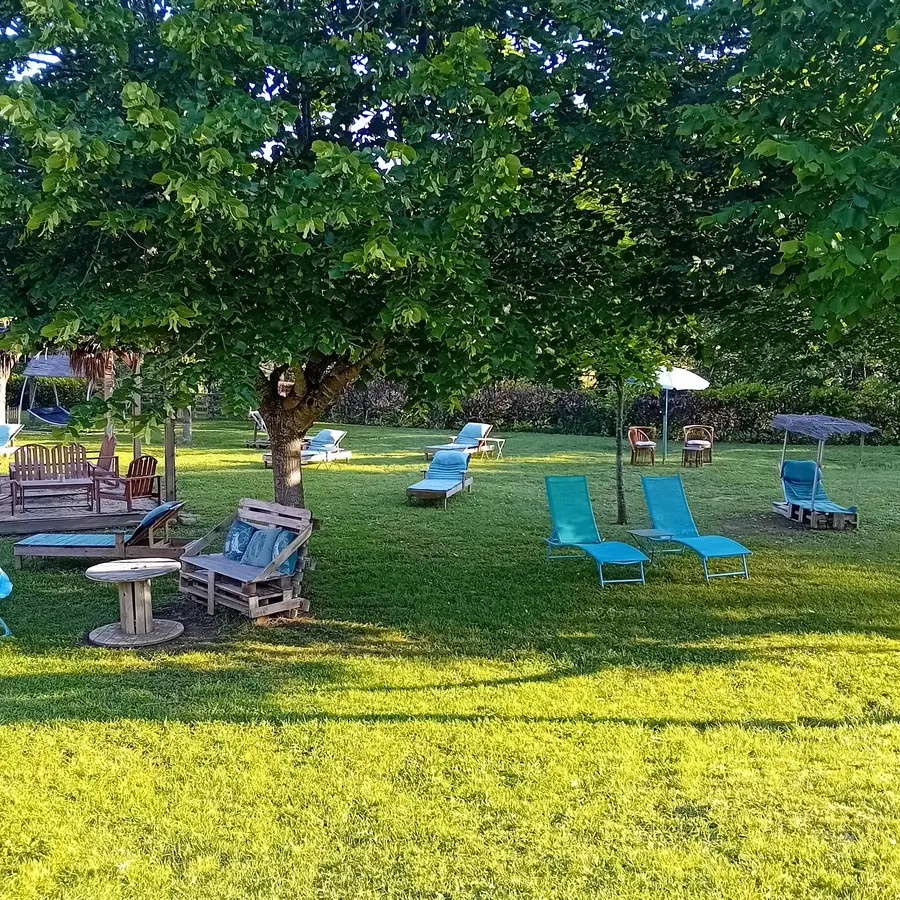 bugarach-2023-06-maison-nature-randonnee-espace-detente