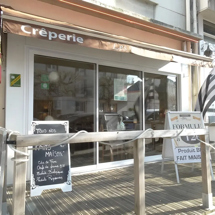 Les blés d'or façade