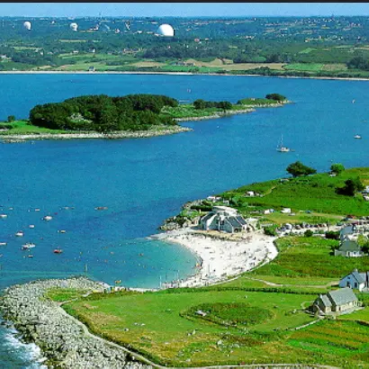 Vue sur la baie de Pors Gelen