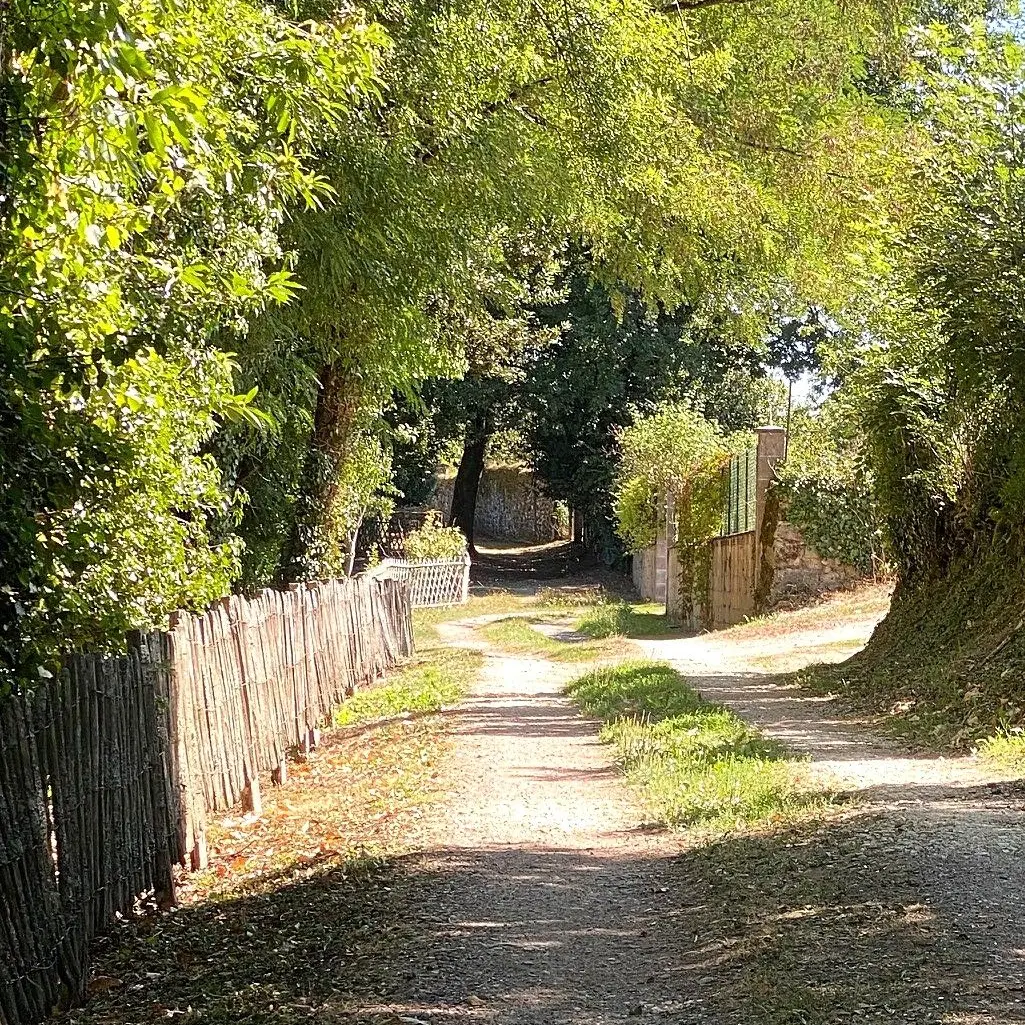 AUGIGNAC-Boucle des hameaux-Chemin