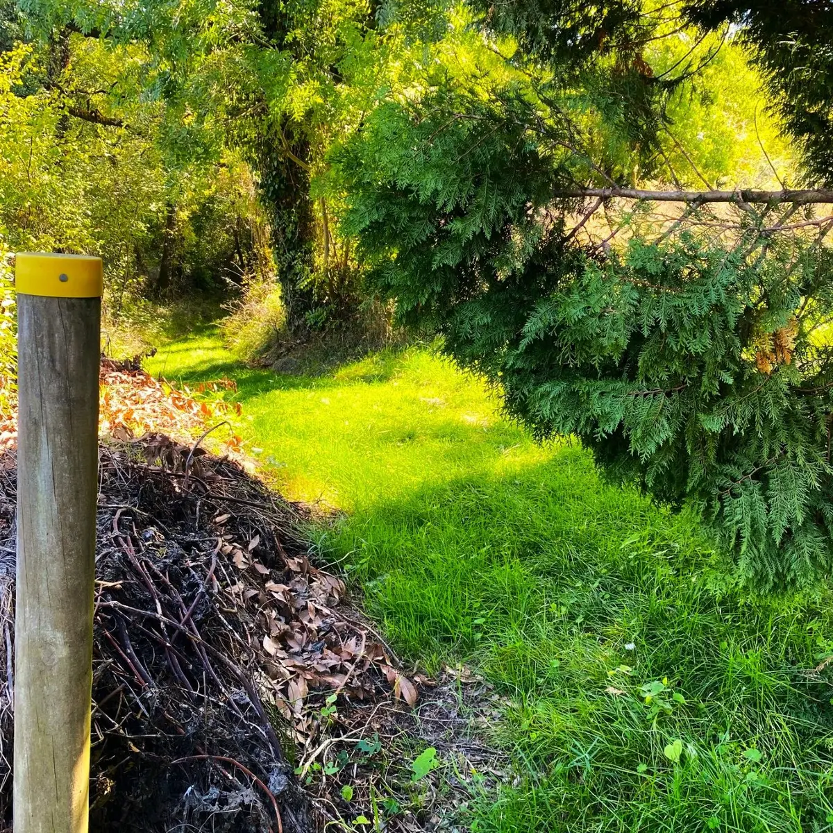 BIRAS-Boucle de Biras-Chemin-Poteau