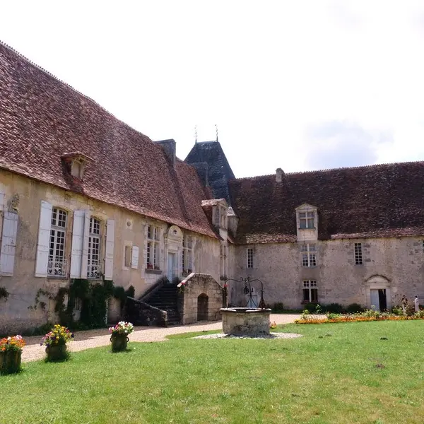 Château de Richemont cour intérieure