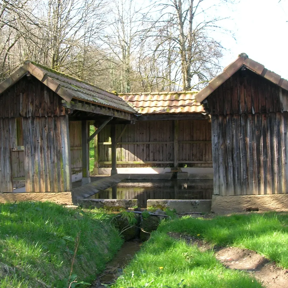 EYZERAC lavoir bourg 003
