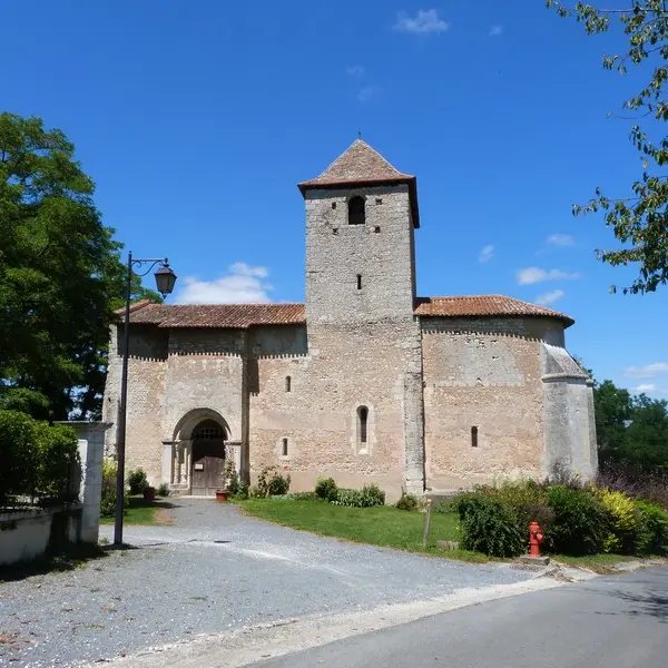 Eglise de Bourg du Bost (1)