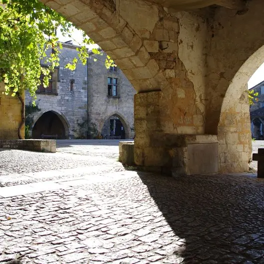Bastide Monpazier Dordogne Périgord