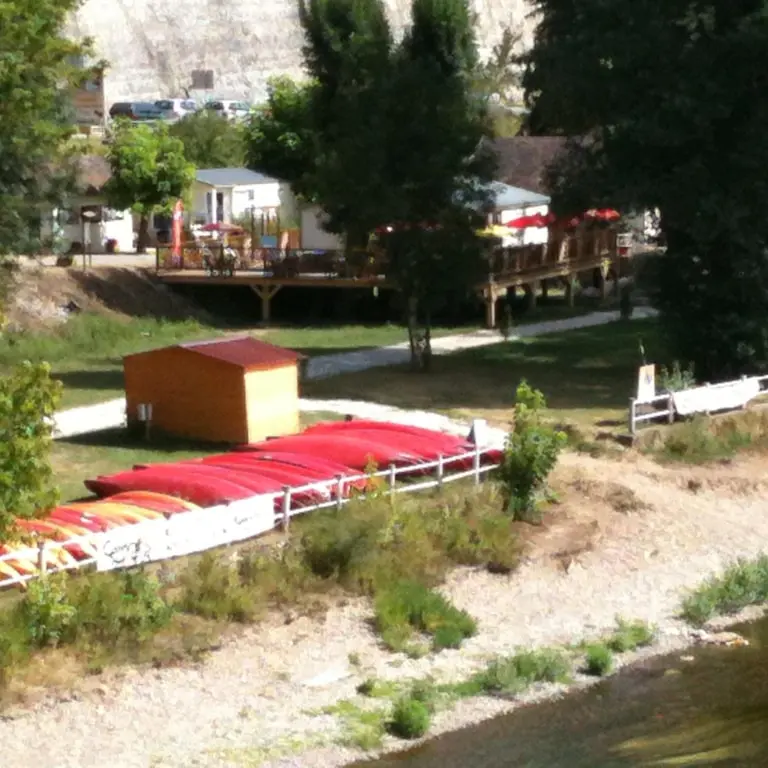 bord de dordogne camping les ombrages