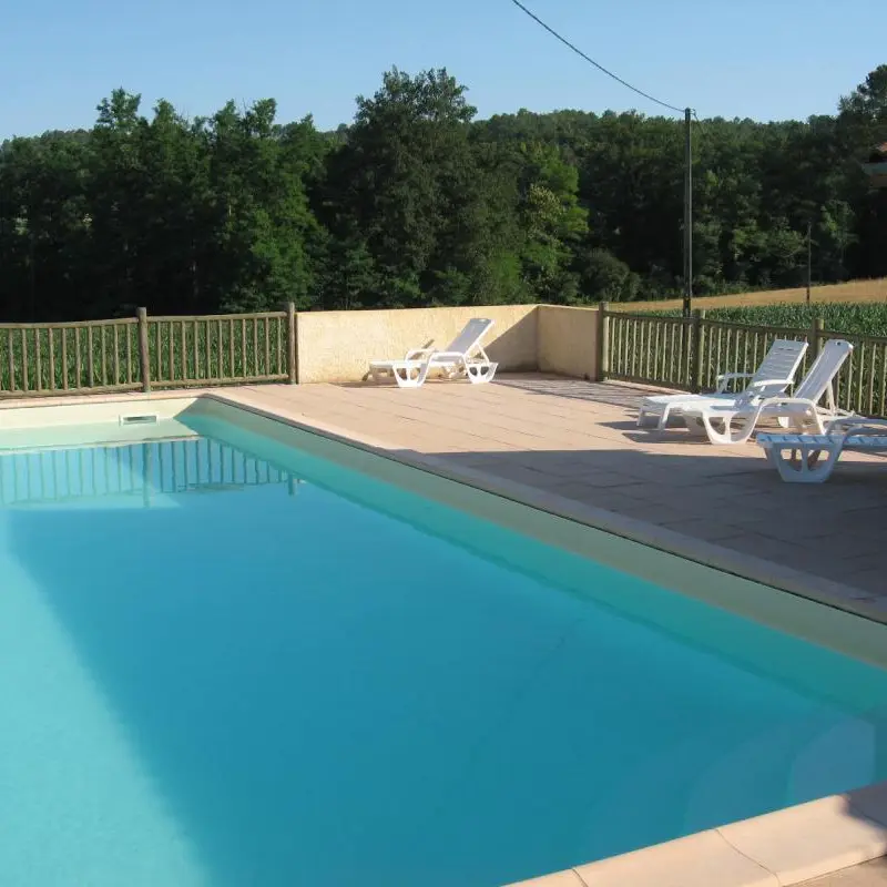 gite tabac piscine