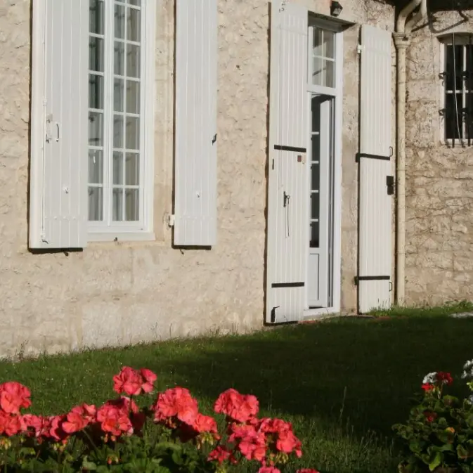 ladonzelle_monsaguel_façade