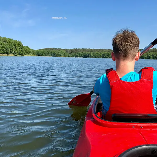 slide-canoe-01-1