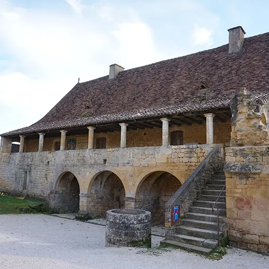 st-avit-senieur-presbytere