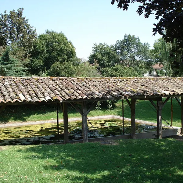 st-meard-gurcon-lavoir