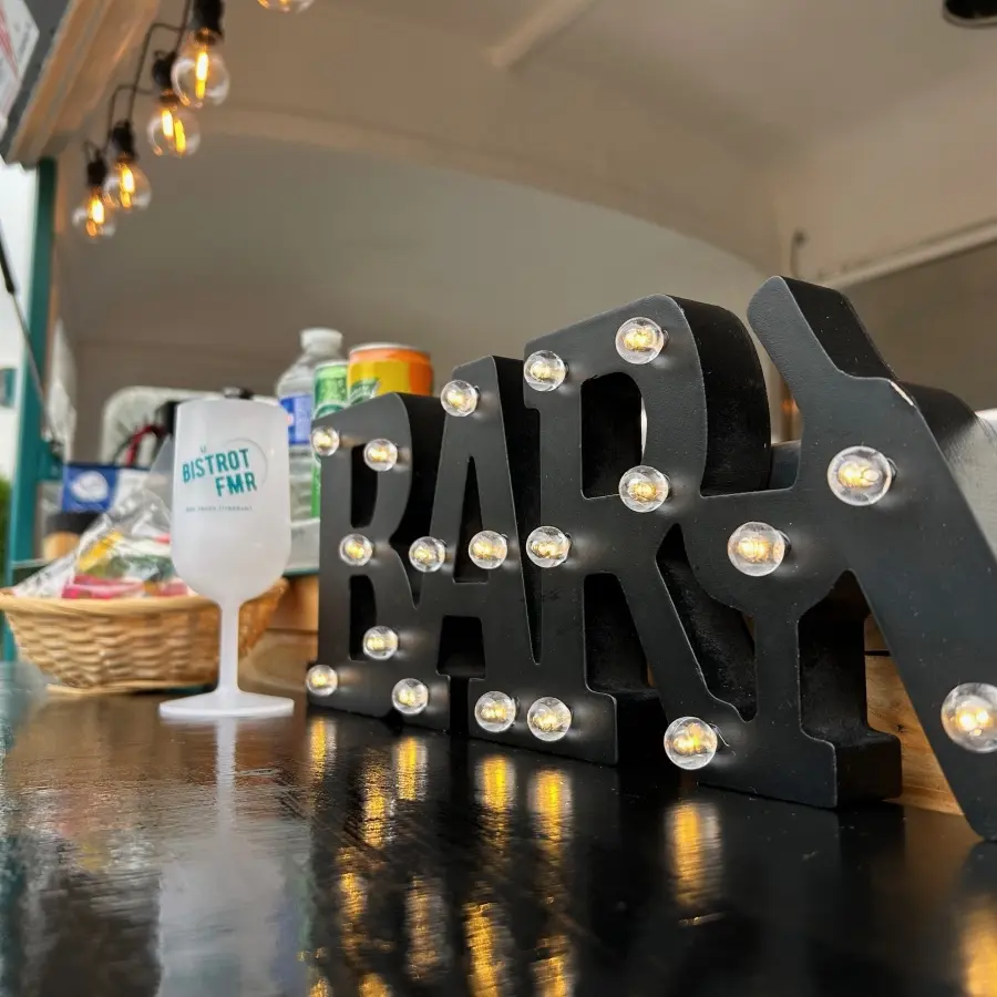 Le Bsitrot FMR enseigne