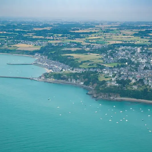 ©yLangevin - Port de Cancale vu du ciel
