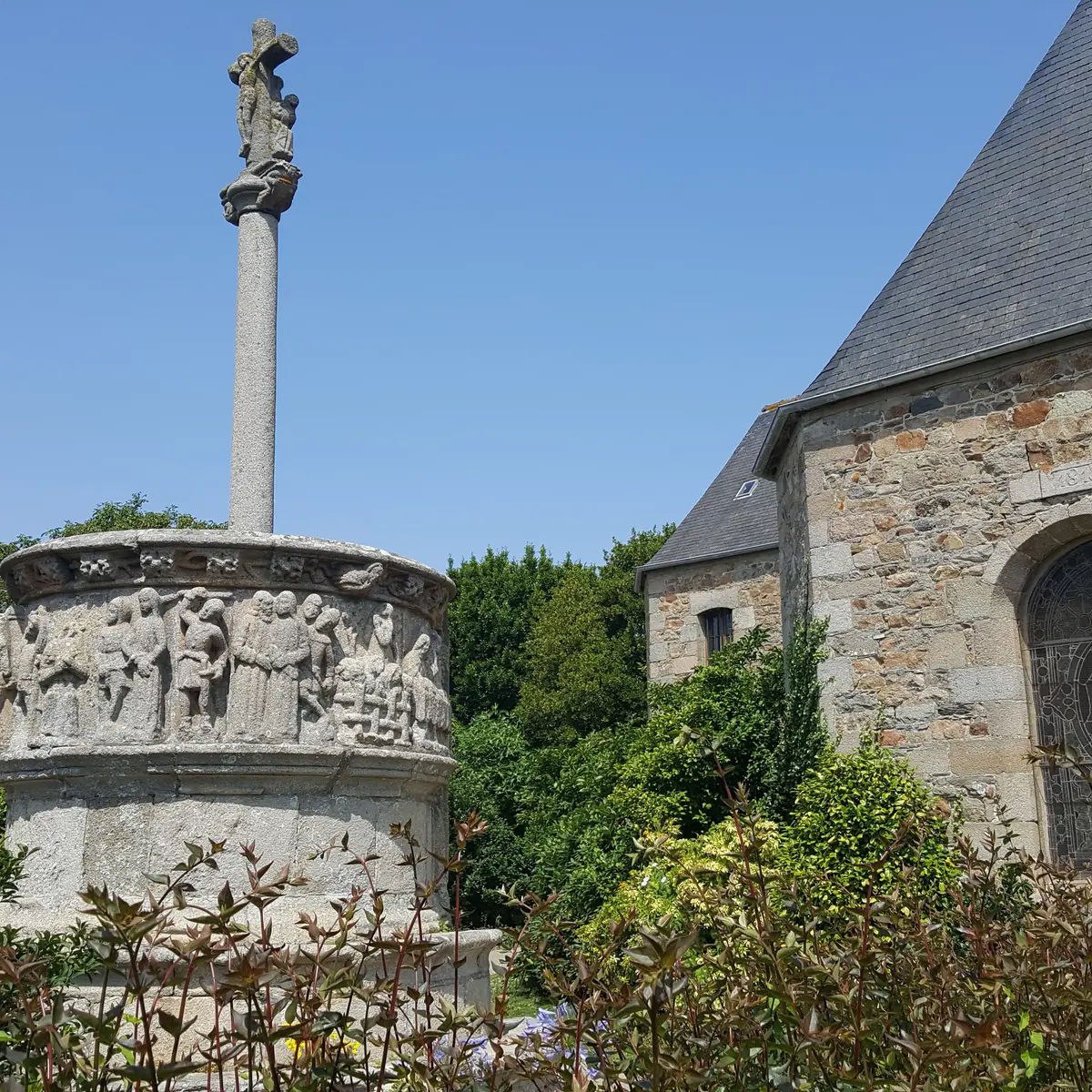 chaire-calvaire de Pleubian