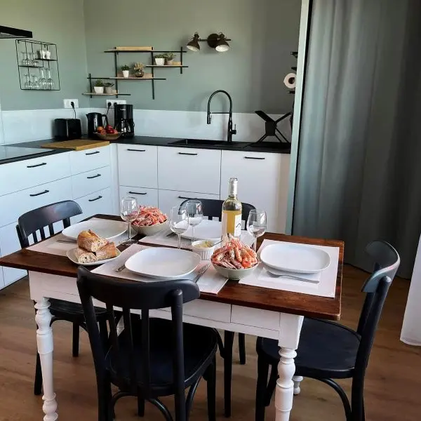 Location HENAFF-JEZEQUELLOU - Guilvinec - Pays Bigouden - Bigoudenjoy 2