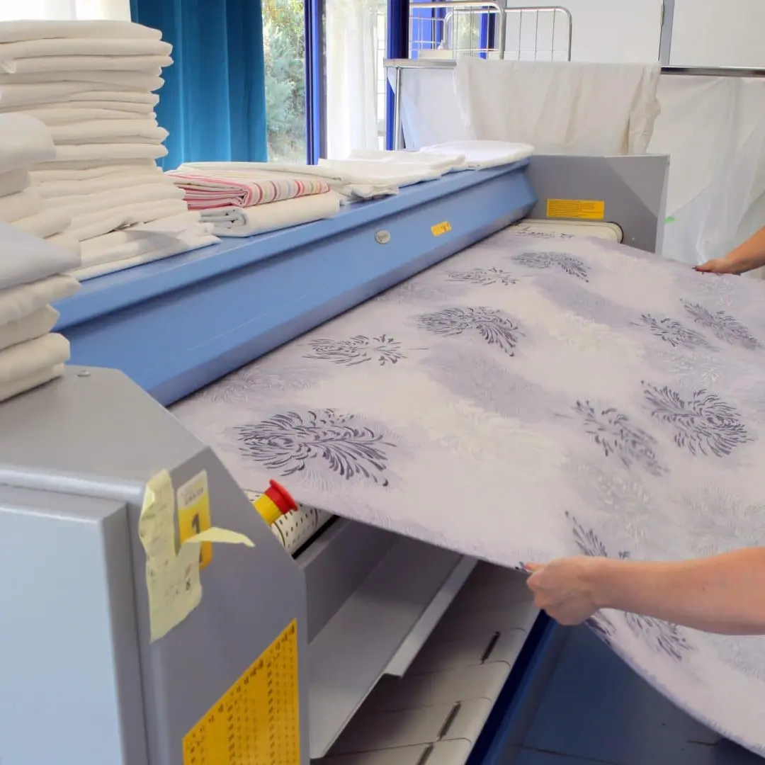 A-toute-vapeur-blanchisserie-1