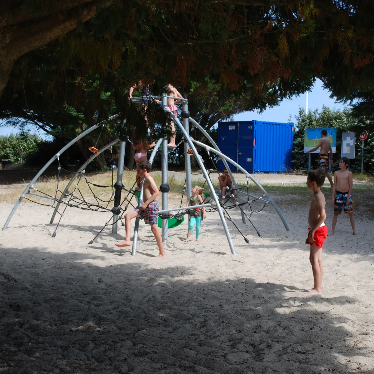 Aire de jeux de la plage de Kerleven