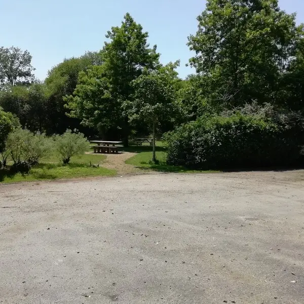 Aire de stationnement - Guillac - Morbihan - Bretagne