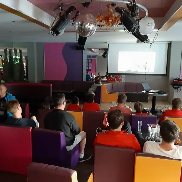 Bar le Yacka - Ploneour Lanvern