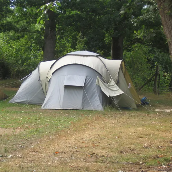 Camping La Maison Neuve à Chauvigné 2