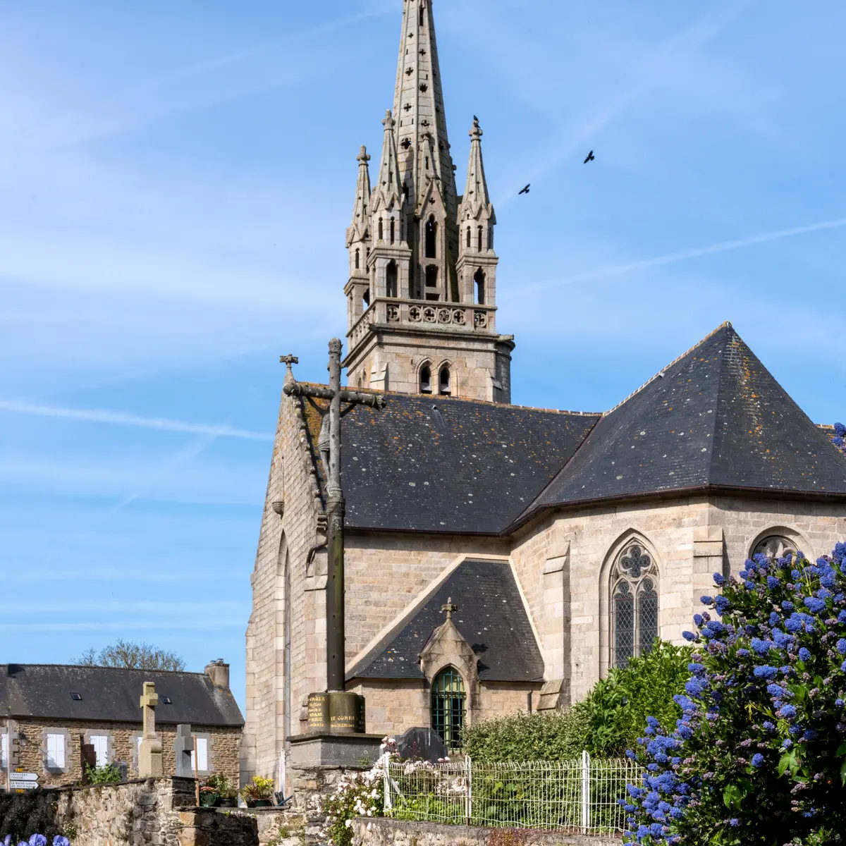 Eglise Saint Bergat 1