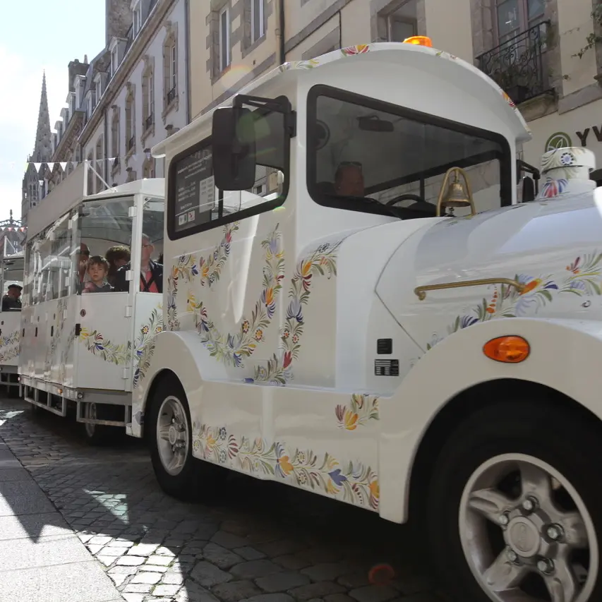Petit train touristique à Quimper