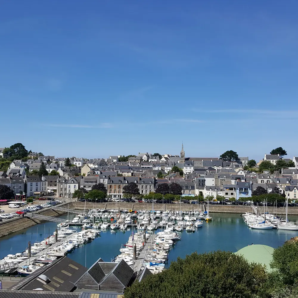 Location-de-vacances-au-bord-des-quais-Douarnenez-Tréboul