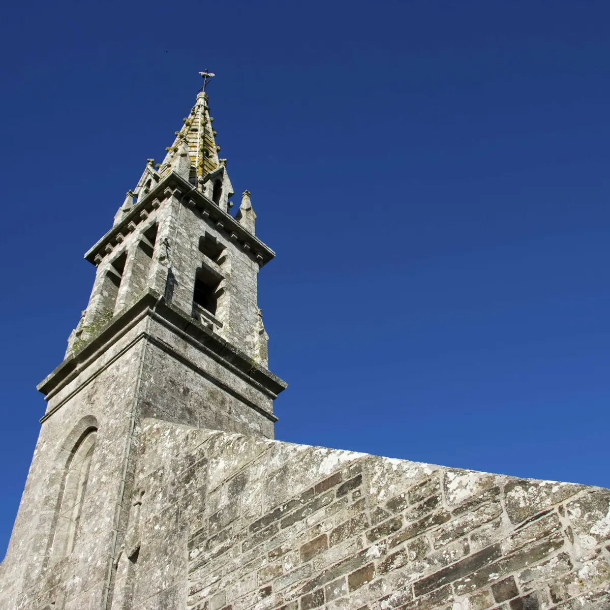 Plounévézel Eglise St Pierre 3 Web