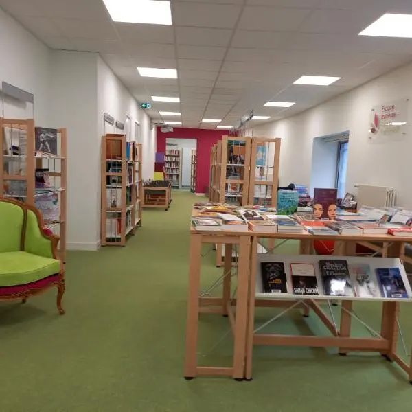 espace jeunesse de la médiathèque