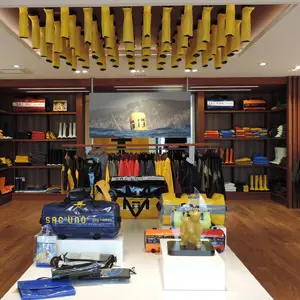 Vêtements marins - Boutique - Concarneau - Guy Cotten - Le Moussaillon - 2