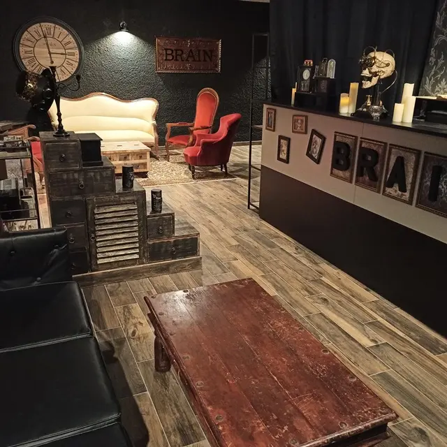 ESCAPE GAME (1)