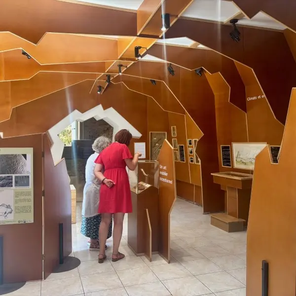Espace muséographique Teyjat 3