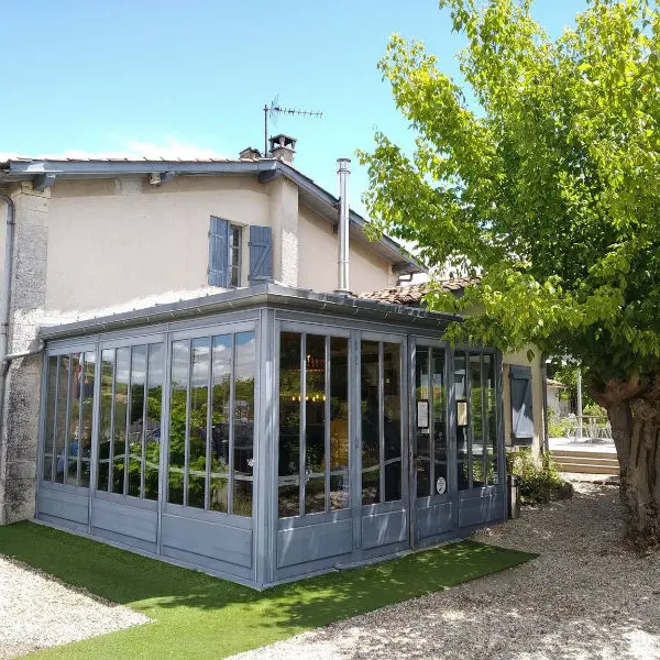 Exterieur-restaurant--Gault---Millau---800-x-600