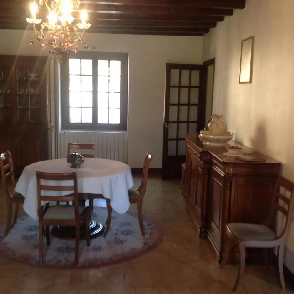 Gîte la fontaine salle à manger
