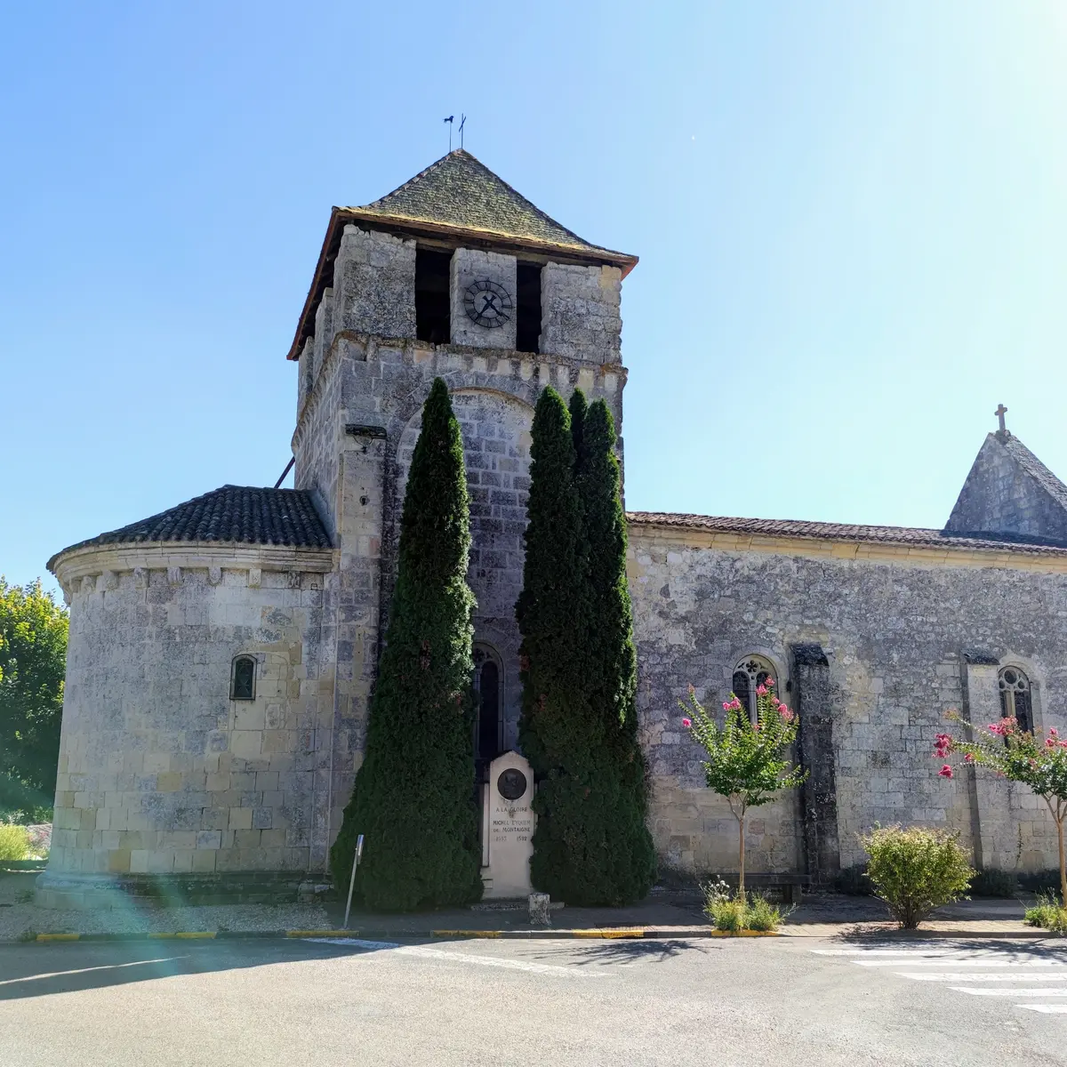 Église Saint-Michel - Saint-Michel-de-Montaigne