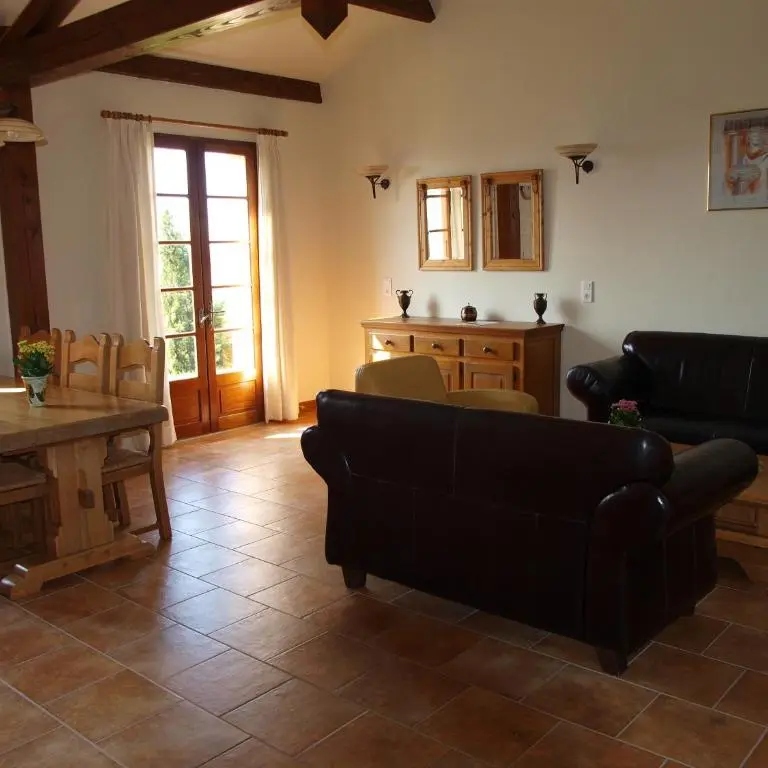 Le Chêne Le Salon