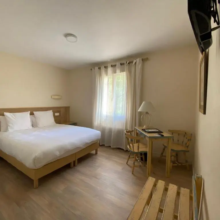 Les Eyzies de Tayac - Hôtel des Roches ch 1