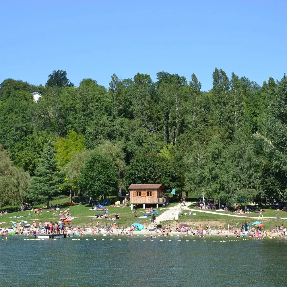 Nantheuil plan d'eau baignade (1)