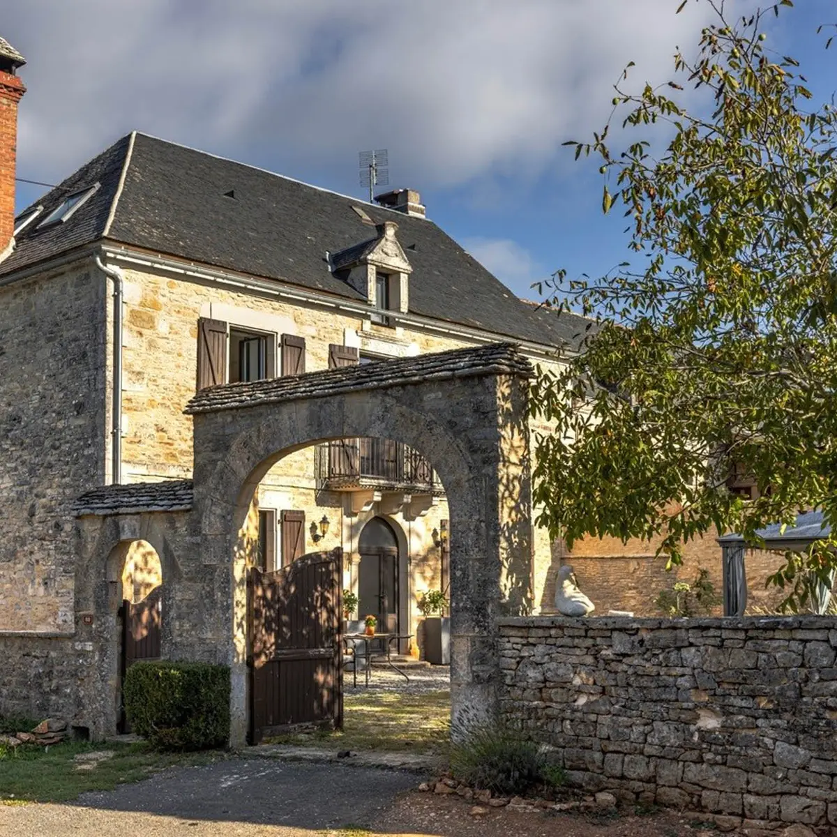 OT_La-Guillaumiere-Perigord-vue-ensemble2