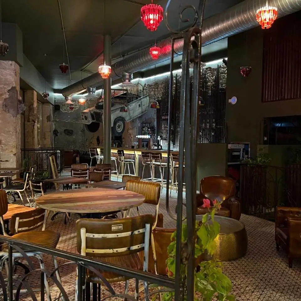 Le Green Lion, bar-pub