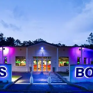 bowling_gujan_FBZ0973__FBZ0978_6_images [640x480]