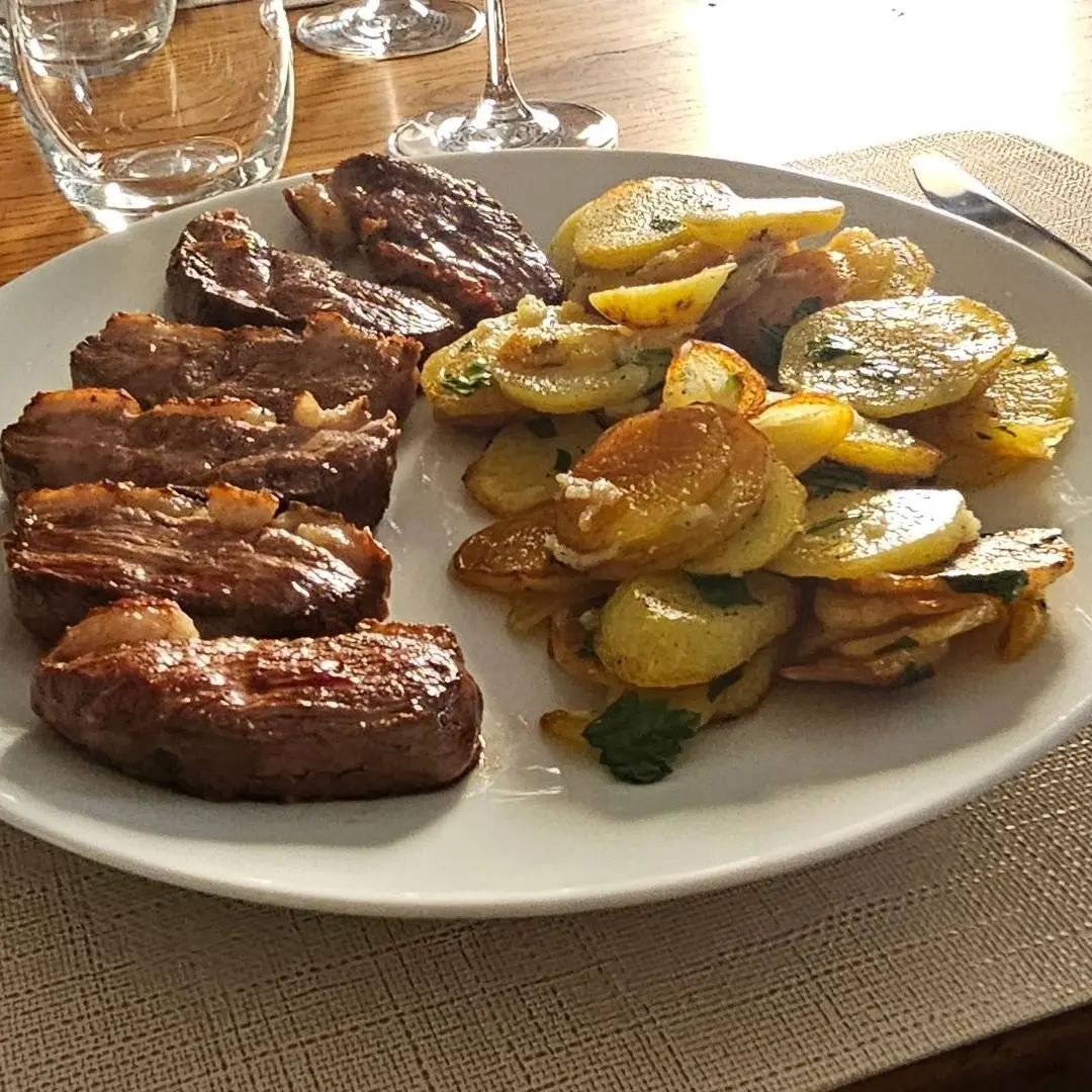 Plat magret de canard du Ranquet pommes de terres sarladaises