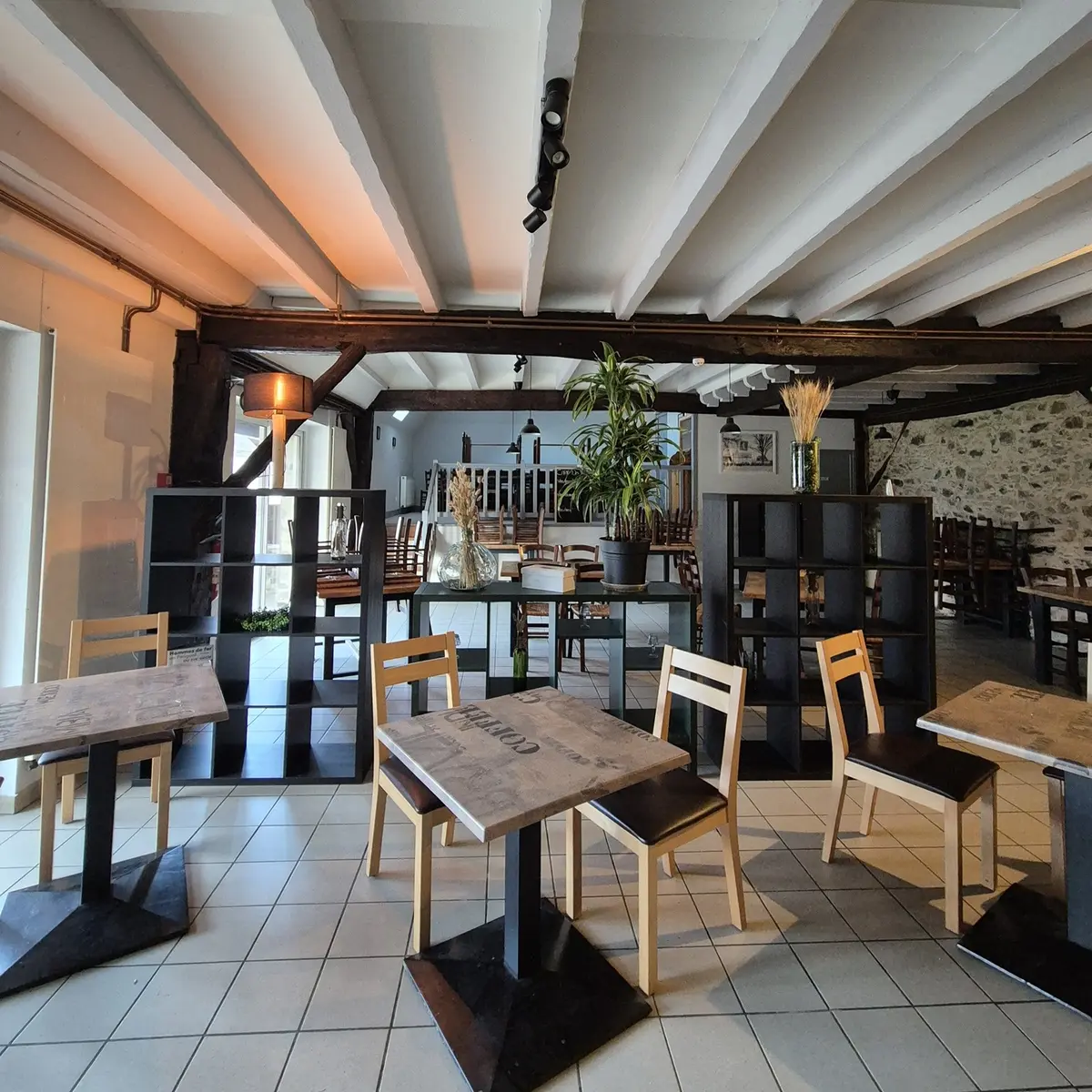 restaurant forges salle