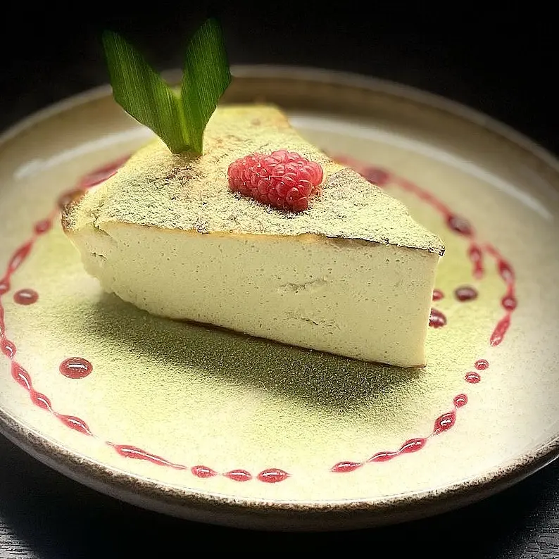 Burnt cheese cake matcha