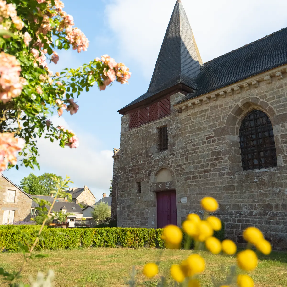 Eglise_des_Trois-Marie_-_Cardroc-Thibault_Poriel-5067